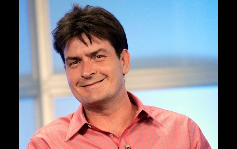 Charlie Sheen regresará a mediados de 2012 con el proyecto 'Anger management'. REUTERS  /