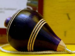 Muchos adultos suspirarían al ver un trompo así, y cambiarían la punta de remache a favor de una de tornillo. ARCHIVO  /