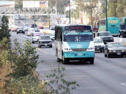 En la metrópoli operan aproximadamente cinco mil unidades del transporte público. ARCHIVO  /