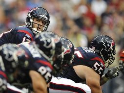T.J. Yates sigue haciendo historia con los Texanos de Houston. EFE  /