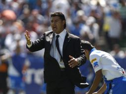 Juan Carlos Chávez ve lo positivo del juego ante Puebla. EFE  /