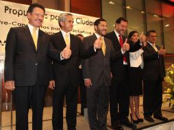 Los seis aspirantes de la izquierda, a la jefatura de Gobierno del Distrito Federal llevaron a cabo un debate. EL UNIVERSAL  /