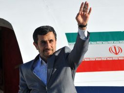 El presidente de Irán, Mahmud Ahmadineyad en el aeropuerto José Martí de La Habana. EFE  /