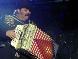 El cantante Ramón Ayala es homenajeado por su trayectoria en la música norteña.  /