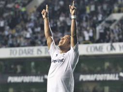 Giovani sólo ha sido utilizado esporádicamente o en partidos de las copas. MEXSPORT  /