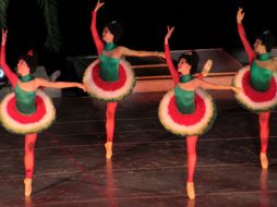 En el Foro del lago se presentan espectaculos llenos de luz y color. FERIALEON.ORG  /