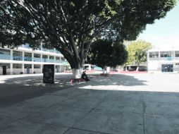 Instalaciones del plantel de Jardines del Bosque.  /