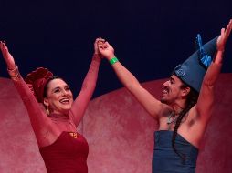 Ofelia Medina y Rubén Albarrán presentaron en la Feria del Libro de Los Angeles el show Los placeres de la lengua. CORTESÍA LÉALA  /