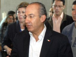 El Consejo General del IFE declaró infundadas dos quejas del PRI contra el Presidente Felipe Calderón. ARCHIVO  /