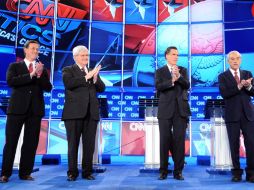 El debate en el que participaron los precandidatos fue realizado por el canal de televisión CNN. AFP  /
