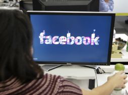 La región se ha convertido en tierra fértil para las redes sociales. AP  /