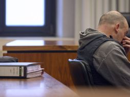 Una revisión a los documentos oficiales también reveló que el mexicano ya había sido deportado dos veces. EFE  /