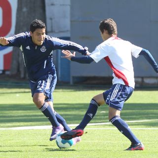 Salazar llama a la autocritica