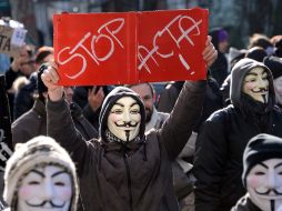 Pese al tajante frío, la necesidad de luchar contra la censura triunfa entre los manifestantes. AFP  /