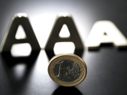 Las calificadoras han castigado duramente a las economías europeas debido a la crisis. ARCHIVO  /