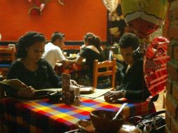 Encontrar a la pareja ideal puede ser buen negocio para terceros, en especial cerca del 14 de febrero. ARCHIVO  /