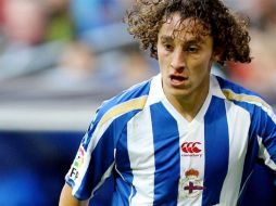 El mexicano será examinado por el traumatólogo del club para determinar las causas de sus malestares. ESPECIAL  /