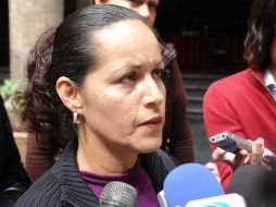 Lourdes Reyes, representante de los vecinos, a la salida de la reunión que sostuvieron con el presidente municipal de Guadalajara.  /