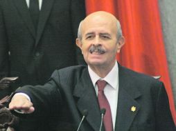 Fausto Vallejo Figueroa, en su juramento como gobernador de Michoacán. EL UNIVERSAL  /