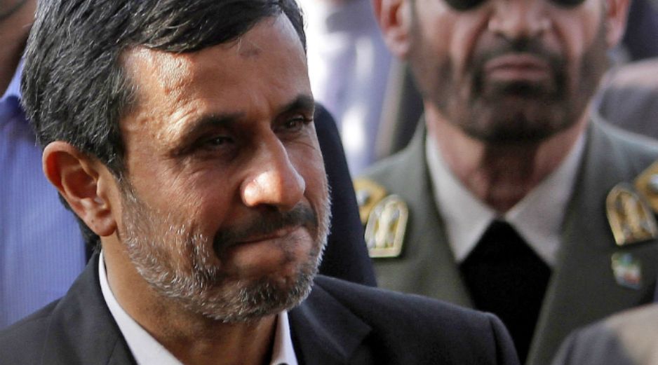 Ahmadineyad visita Islamabad para asistir a la cumbre trilateral (Pakistán-Afganistán-Irán). REUTERS  /