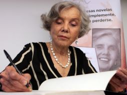 La escritora Elena Poniatowska es una de las invitadas de honor en la Conferencia Internacional de Escritores. ARCHIVO  /