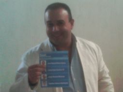 El panista sufragó esta tarde en el Centro de Votación de Tonalá por alcalde, senadores y diputados federales y locales.  /