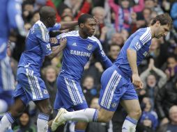 Chelsea se encuentran en la quinta posición de la Premier League inglesa. AP  /