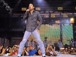 Montero reconoció que Verduzco ha sido parte importante en el crecimiento de artistas. ARCHIVO  /