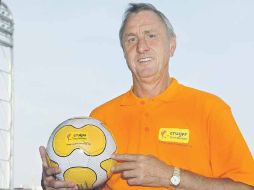 Como estratega, Johan Cryff le dio al Barcelona su primera Champions League en 1992. ESPECIAL  /