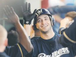 Los Cerveceros de Milwaukee fue el más beneficiado tras la anulación por el juez de arbitraje del castigo a Ryan Braun. AP  /