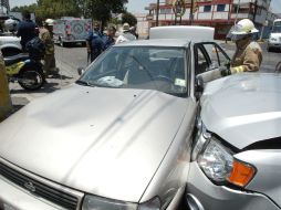 La reparación en materia de hojalatería y pintura debe estar basada en mano de obra capacitada. ARCHIVO  /