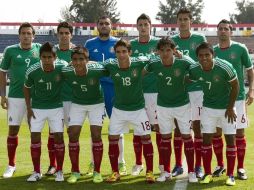 Los cuatro cotejos oficiales de competición, México sólo se impuso en uno, en la Copa América de 1997. MEXSPORT  /