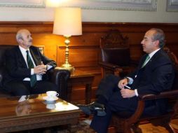 El presidente Felipe Calderón Hinojosa en reunión con el gobernador de Michoacán, Fausto Vallejo Figueroa. NTX  /