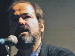 Juan Villoro presentó recientemente el libro de crónicas ''¿Hay vida en la tierra?''.  /