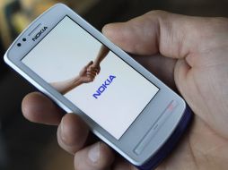 La agencia de calificación de riesgos Standard & Poor's (S&P) rebajó hoy la calificación del fabricante finlandés de teléfonos. ARCHIVO  /