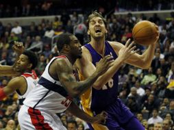 Gasol agrega que los Lakers tienen exceso de confianza y cierto nivel de egoísmo. REUTERS  /