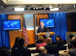 Hammer dijo que la intención es hacer ruedas de prensa en español una vez al mes. EFE  /