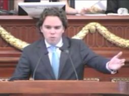 Juan Pablo Castro acusó al PRD de destruir las instituciones al aprobar los ''matrimonios para jotos''. ESPECIAL  /