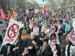Empleados protestan ante las medidas que pretende aplicar Mariano Rajoy.  /