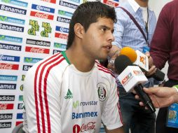 Luis Fernando Tena destacó el hecho de que Araujo 'fue el primero en aceptar' su error en el partido ante Chivas. MEXSPORT  /