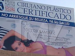 El portal indicó que Kardashian dijo en español: Estoy enojada y voy a demandar.   NOTIMEX  /