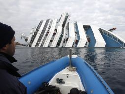 El crucero naufragó el pasado 13 de enero frente a la isla italiana de Giglio. ARCHIVO  /