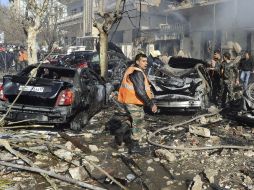 Dos edificios de la seguridad del Estado sirio han sido los objetivos del doble atentado que sacudió hoy Damasco. EFE  /