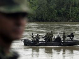 Los militares adscritos al Batallón Energético Vial No. 16 realizaban tareas de registro y control en Tres Cruces. ARCHIVO  /