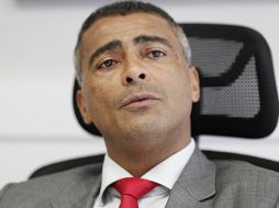 'Fue una lástima ver que el gobierno federal se ha unido con la FIFA para realizar la Copa Mundial', dice Romario. REUTERS  /