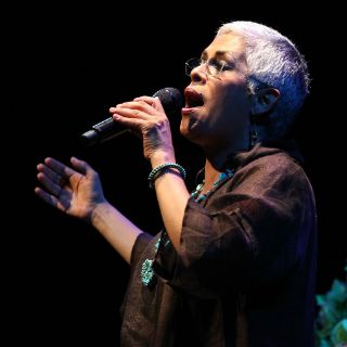 Ofrecen Eugenia León e Ivan Lins exitoso concierto en el Metropólitan