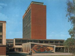 Se partirá del asta bandera de la Torre de Rectoría, a las 10:30 horas. ARCHIVO  /