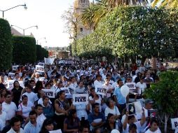 Más de mil personas marchan en repudio al reciente asesinato de una estudiante; exigen el esclarecimiento de ése y otros crímenes.  /