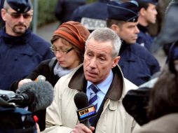 El fiscal jefe de París, François Molins, dijo que los agentes tenían la consigna de atraparlo vivo, pero debieron reaccionar.  AFP  /