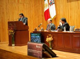 Marco Antonio Cortés durante su Cuarto Informe de Actividades correspondiente al periodo 2011-2012.  /